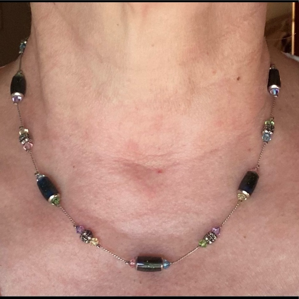 Mood necklace